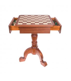 Chess table with figures