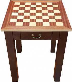 Chess table with figures 4F